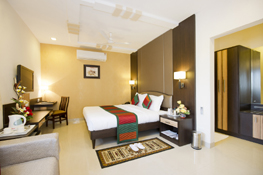 Hotel Near Gold Souk